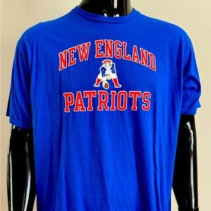 Blue Pat Patriot New England Patriots Throwback logo t-shirt